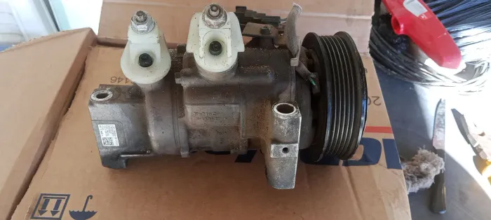 Compressor de ar condicionado do Ford Ka 1.0 3c