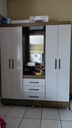 Vendo guarda roupa solteiro