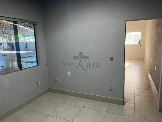 Comercial/Galpão - Comercial - No bairro Vila Indústrial