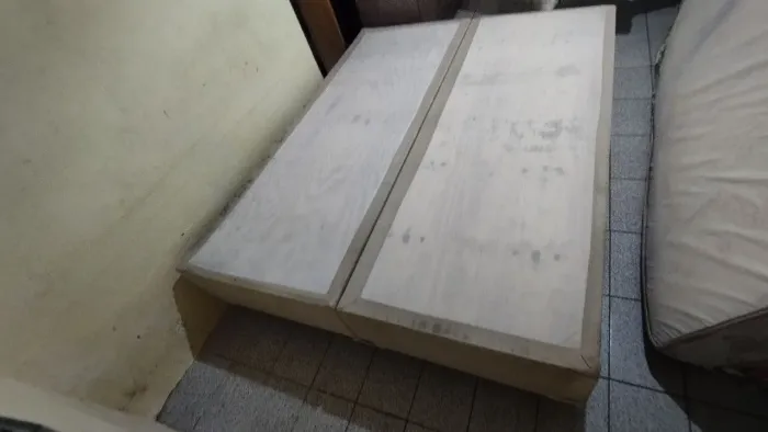 Base de Cama e Colchão King