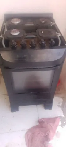 Folgao 4 boca com o tampo quebrado pra quem conserta