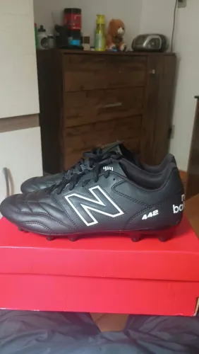 CHUTEIRA NEW BALANCE N°42 NOVA