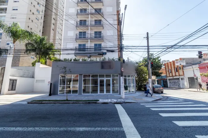 Loja na Rua Cipião, 238 - Loja 02 132 m²