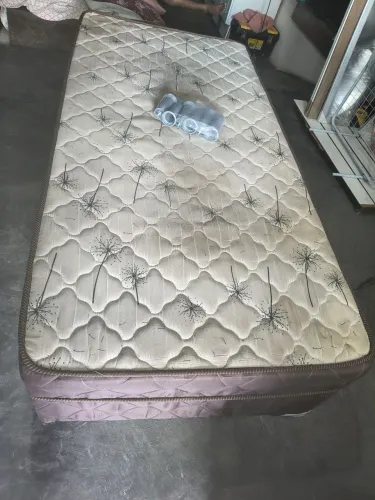 Cama box solteiro de espumas nova R$260 Entrego