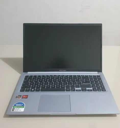 NOTEBOOK ASUS RYZEN 5 12GB DE RAM