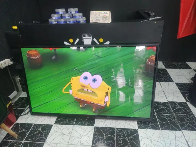 Vendo Tv lg 55 polegadas top de linha em estado de nova obs. nao é Smartv R$ 950,00 