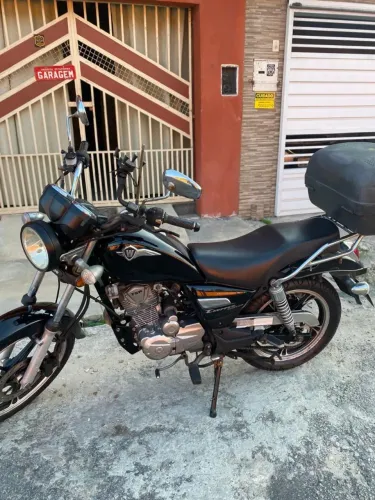 Moto Haojue Chopper Road