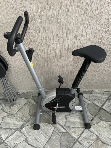 Bicicleta ergométrica Mile Fitness