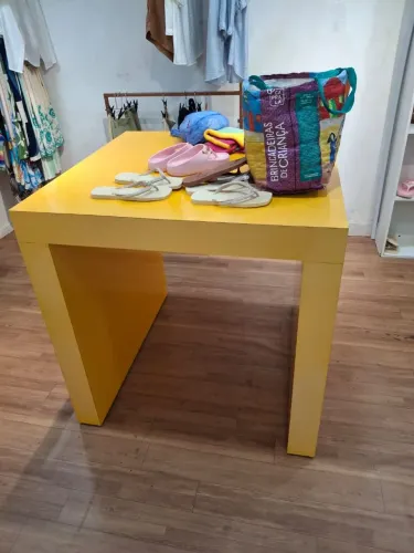Mesa em MDF, excelente qualidade