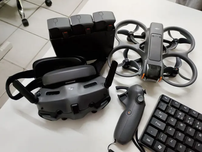 .Vendo drone avata 2