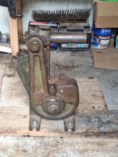 Maquina CID N 2 corta vergalhoes manual 