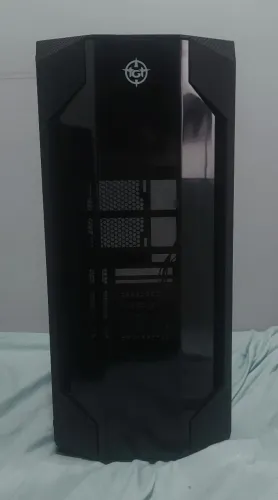 Gabinete TGT Carbon