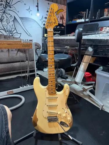 GUITARRA FENDER STRATOCASTER USA 1977/78 | VINTAGE WHITE