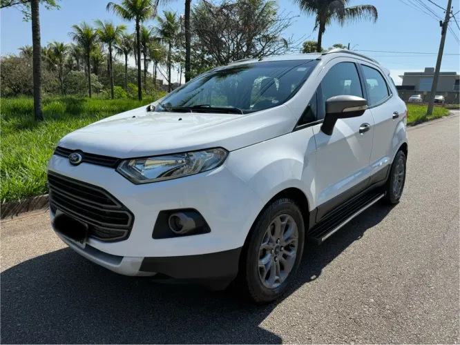 Ford Ecosport Freestyle 1.6 16V Flex 5P 2013