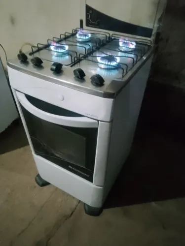 Fogão usado por 300 ENTREGO 