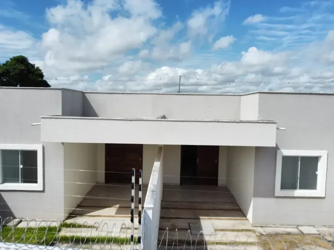 Casa para venda tem 68 m² com 2 quartos, 01 com suite em Nova Esperança - Parnamirim - RN