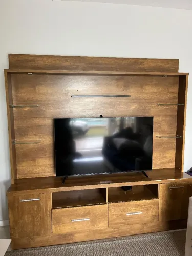 Estante de sala