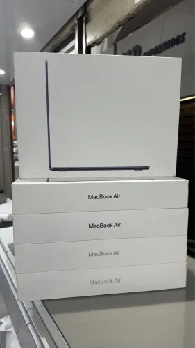 MacBook Air M5 LACRADO