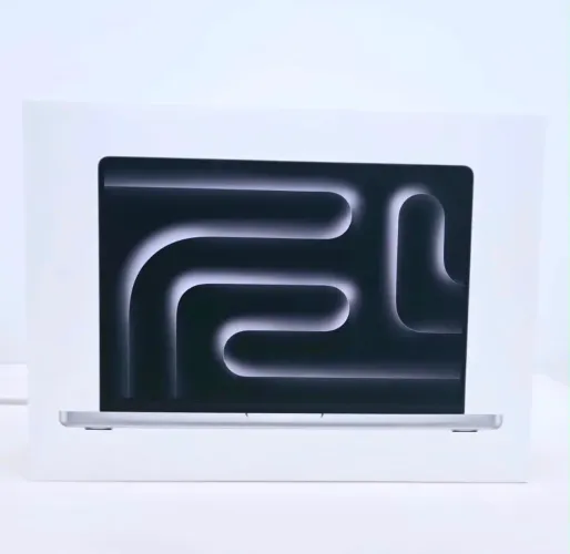 MACBOOK PRO 16-INCH M5