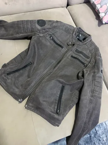 Jaqueta Harley Davidson original, em ótimo estado, usada pouquíssimas vezes.