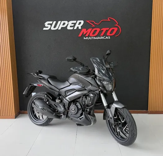 BAJAJ DOMINAR 400 2025