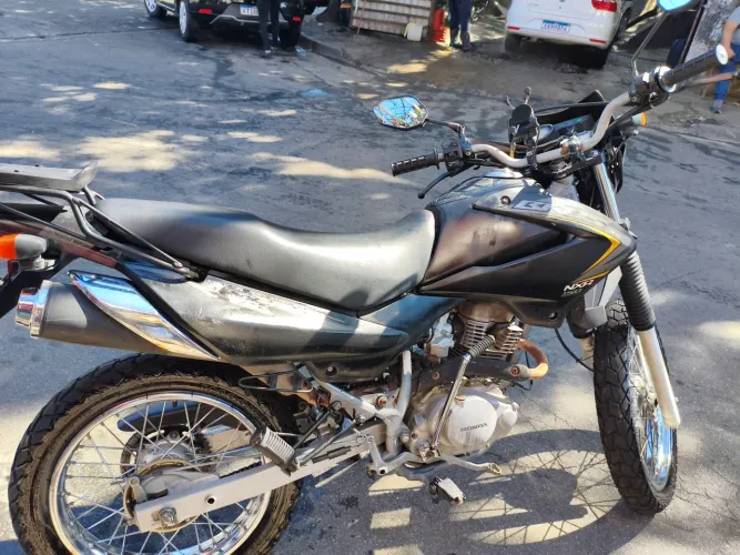 Moto no meu nome, tudo pago, fiz revisão geral a 5 meses