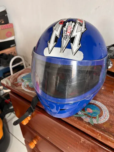 Capacete infantil