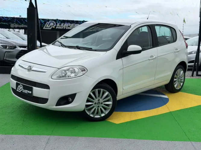 Fiat Palio Attractive 1.0 EVO Fire Flex 8V 5P 2013