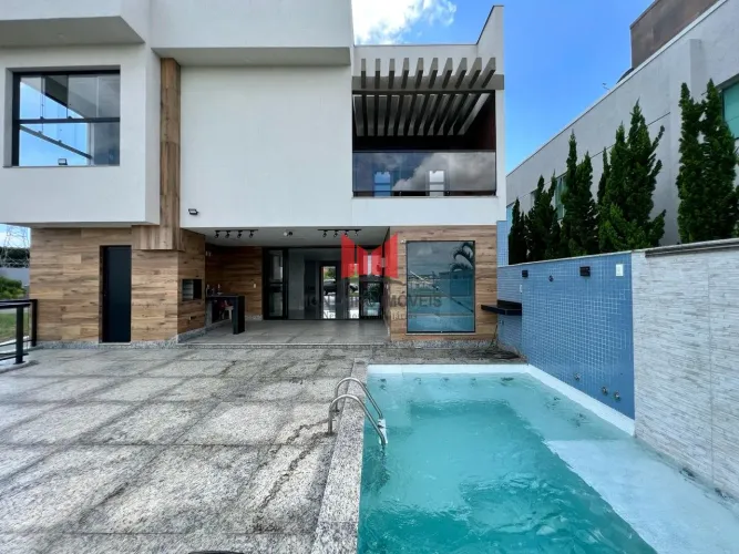 Sensacional Casa em Condomínio localizada no Bairro Alphaville Vespasiano, com 5 dormitóri