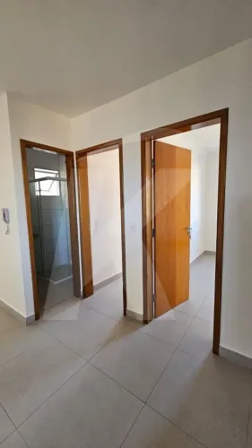 Casa em condominio com 2 quartos em boa localização