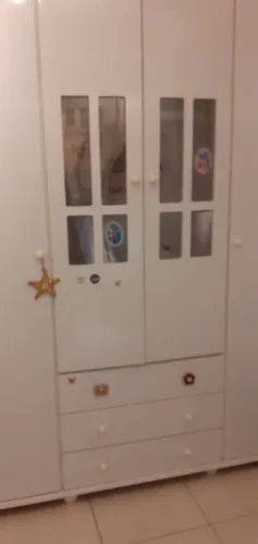 Armário infantil branco