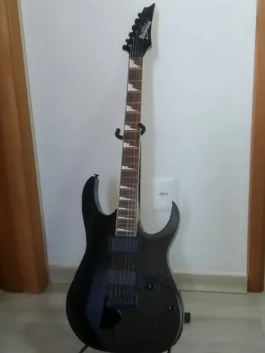 Guitarra Stratocaster Ibanez por menos de mil reais!?