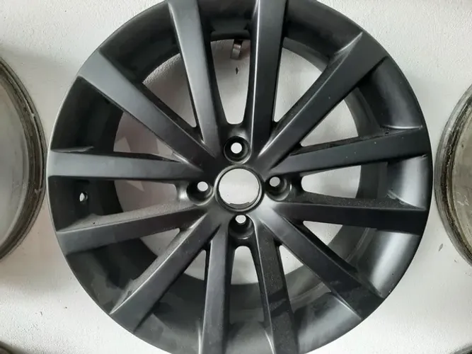 Roda aro 17 Vw Voyage Power preta fosca jogo 4x100