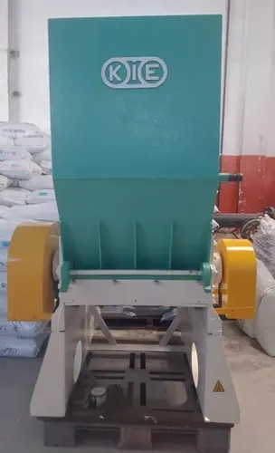 Moinho Kie Mak 800 P ou N para Plásticos Reciclagem Retrofit Semi Novo S/ Motor