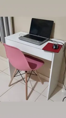 Mesa escrivaninha nova para estudo ou escritório e maquiagem 