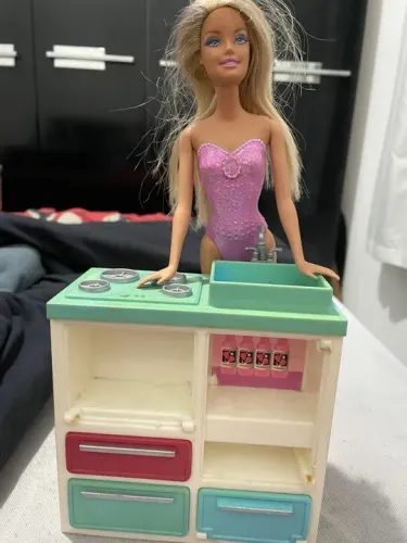Mini cozinha para Barbie 