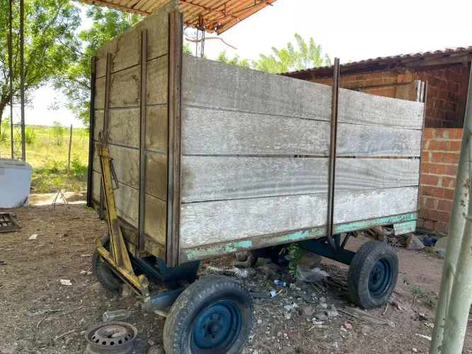 Reboque agrícola , carreta agricola ,carroça 4 ton