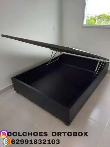 Box Baú Casal inteiro com pistões hidraulicos
