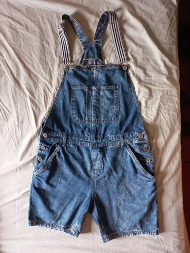 MACACÃO JARDINEIRA JEANS