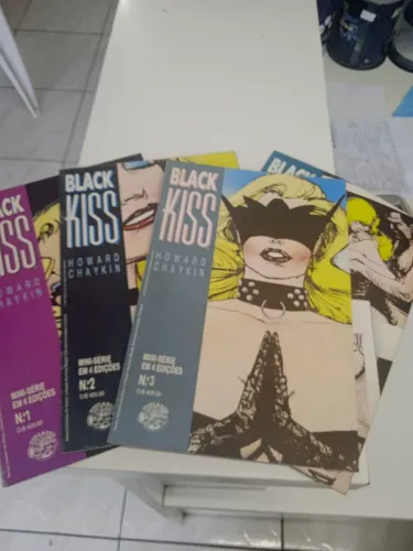 Black Kiss - Howard Chaykin - Mini-Série Completa (4 Edições)