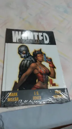 HQ Wanted - O Procurado - Mark Millar, JG Jones e Paul Mounts - Capa Dura - Lacrado