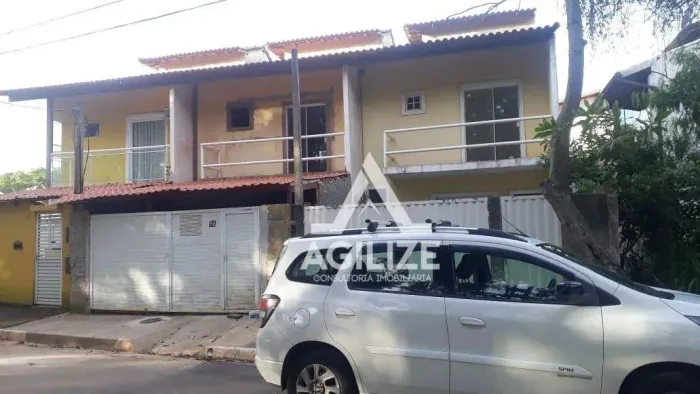 Casa com 2 dormitórios à venda, 90 m² por R$ 380.000 - Jardim Vitória - Macaé/RJ