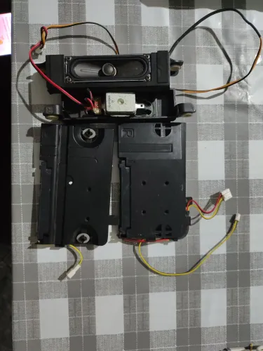 Autofalantes de TV SMART SAMSUNG E AOC