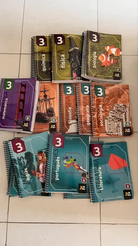 VENDO LIVROS AZ VOLUME ?B? PRATICAMENTE INTOCADOS