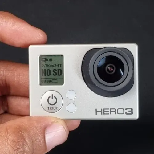 GoPro Hero 3 Black - 4K, Case à Prova d?Água + Acessórios
