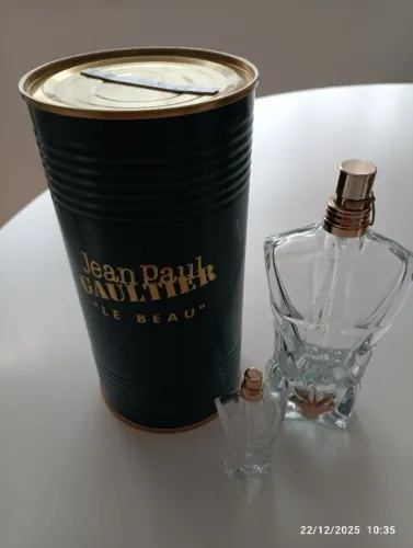 Frasco de Le Beau, Jean Paul Gaultier. 75 ml