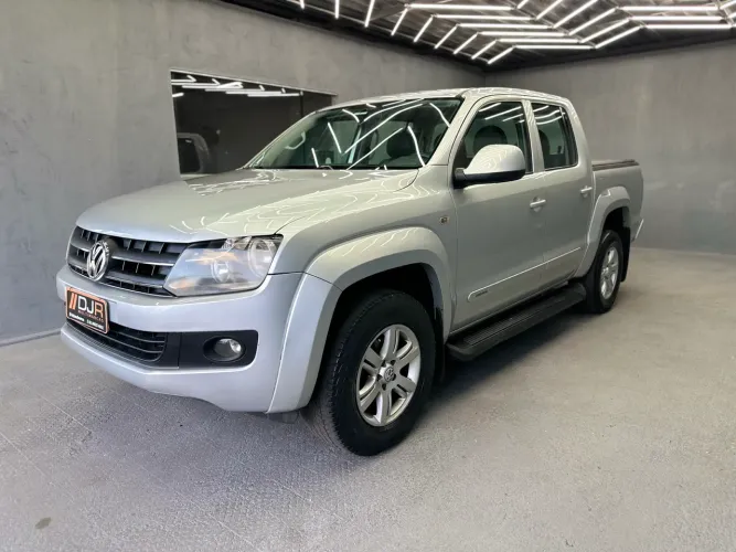 Amarok Trendline 2013 Diesel 4x4 Automático completo excelente estado! 
