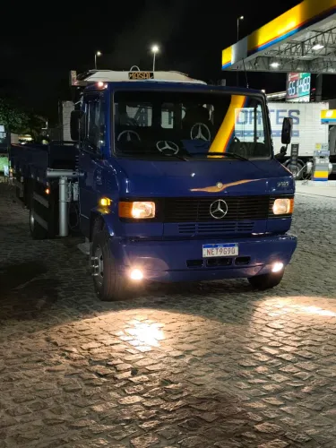 BRUNO MUNCK locações e transportes.