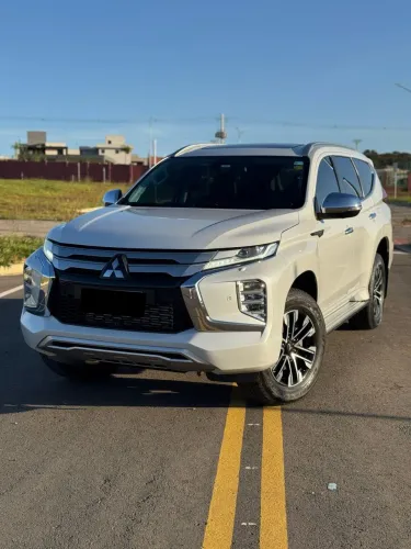 Mitsubishi Pajero Sport HPE-S 2.4 4x4 Diesel Automática 2024