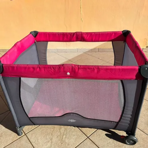 VENDO cercadinho de bebê (cor pink)